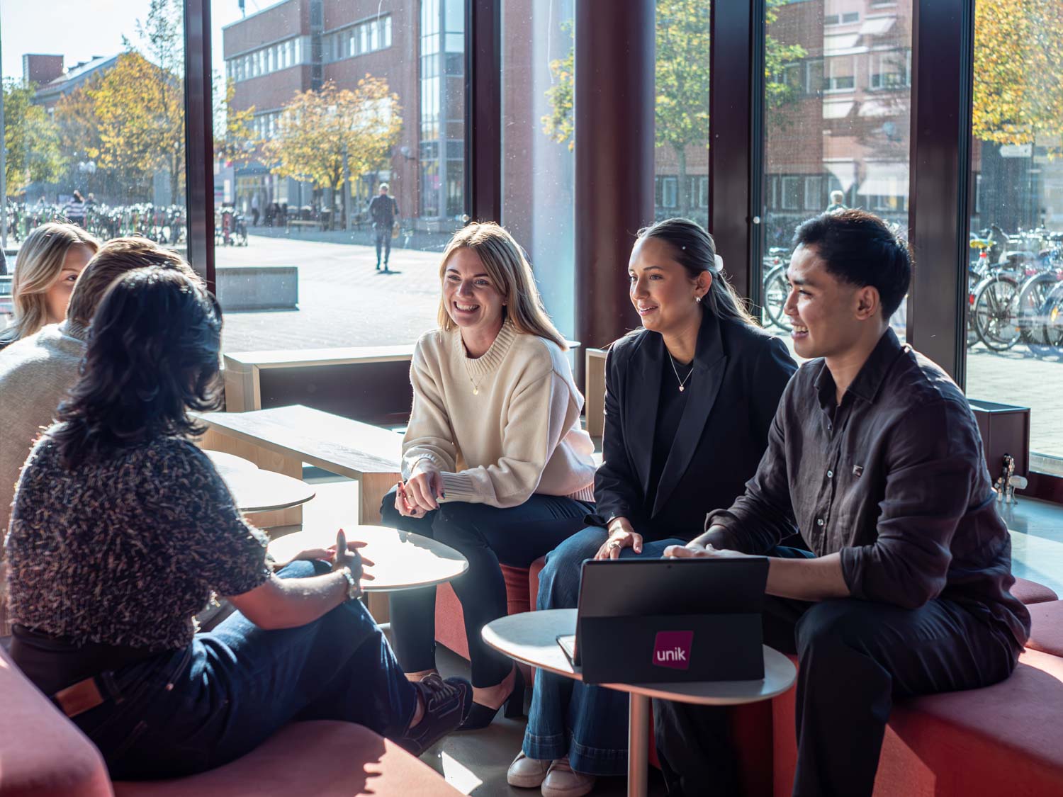 Studentkonsulter från Unik Student tillsammans